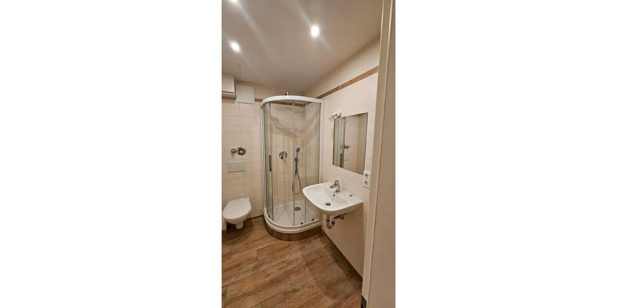 Eigentumswohnung, hell, zentral, 2 Zi Whg saniert, 2 zimmer