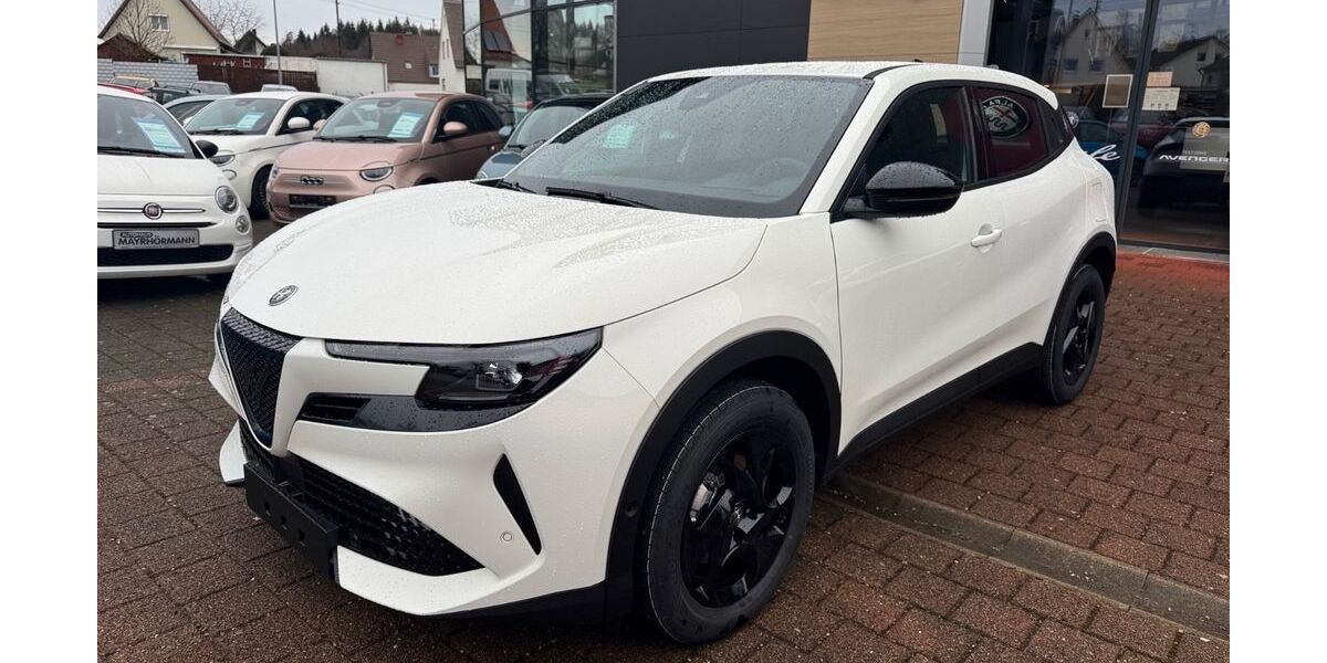 Alfa Romeo Junior 5.000 km 28.990 &euro; Diedorf / Augsburg 86420