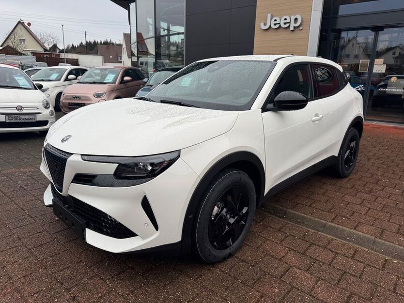 Alfa Romeo Junior 5.000 km 28.990 € Diedorf / Augsburg 86420