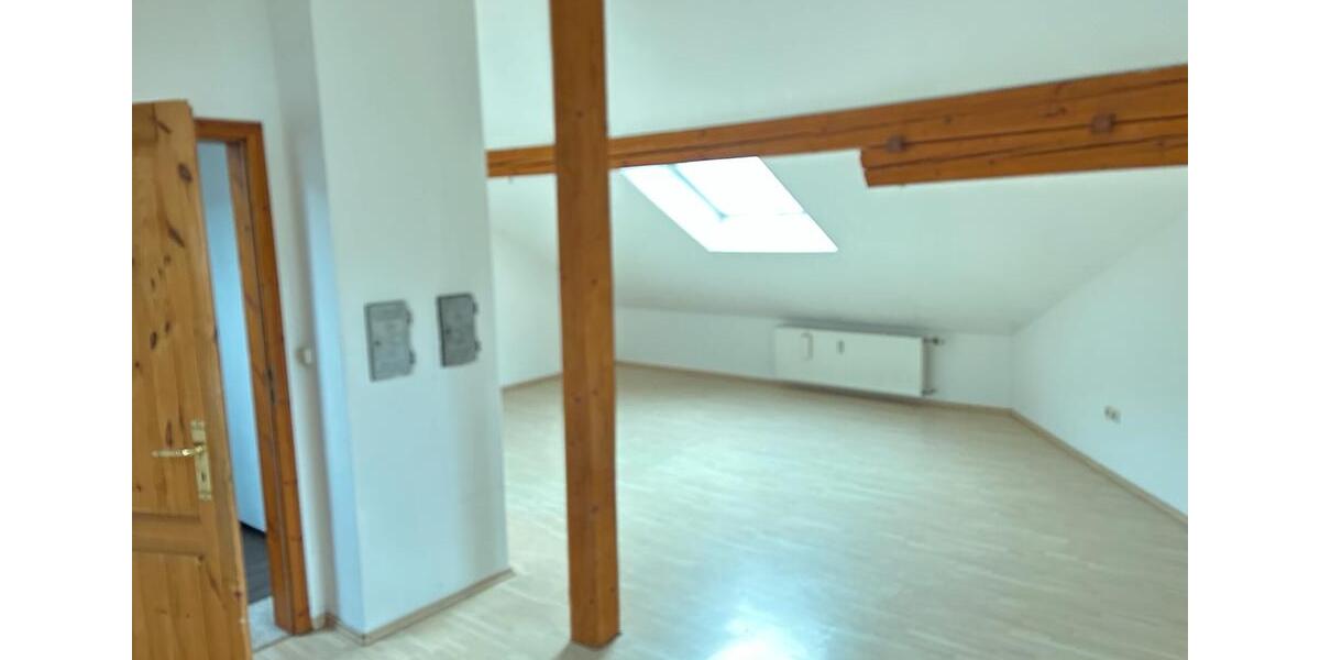 Erdgeschoßwohnung Welden - 5 Zimmer, 105 m&sup2;, 1.550&euro; | Angebot:26427247