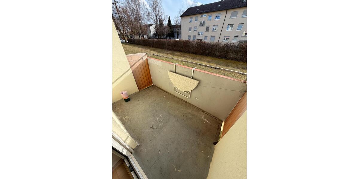 Erdgeschoßwohnung Augsburg Bärenkeller - 3 Zimmer, 70 m&sup2;, 990&euro; | Angebot:25539711