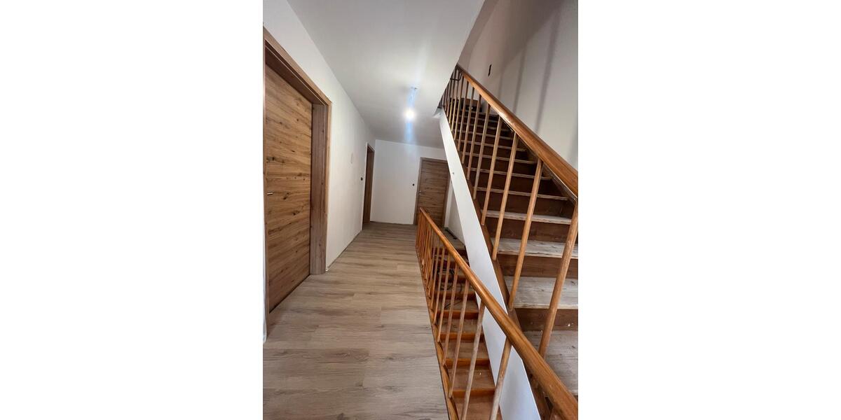 Bauernhaus, Landhaus Prittriching - 9 Zimmer, 154 m&sup2;, 1.690&euro; | Angebot:26373035