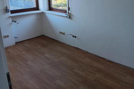 Wohnung Aichach - 4 Zimmer, 110 m&sup2;, 1.100&euro; | Angebot:27554133