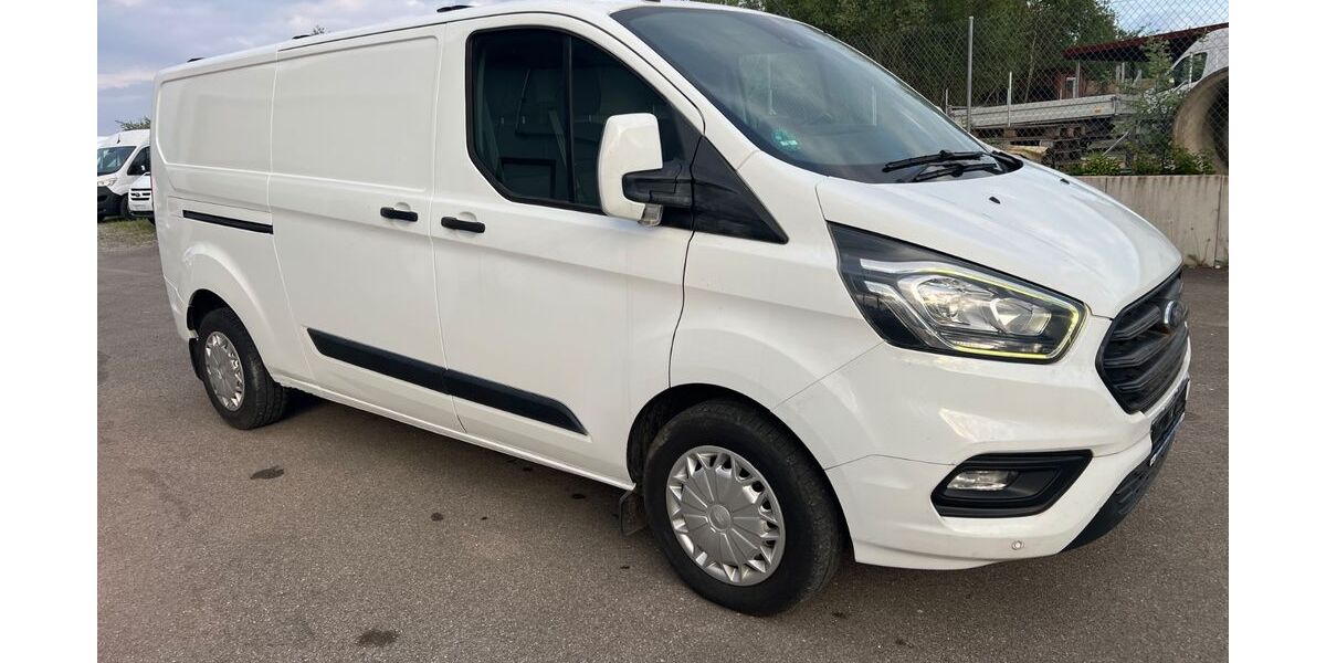 Ford Transit Custom 141.500 km 11.980 &euro; Gessertshausen 86459