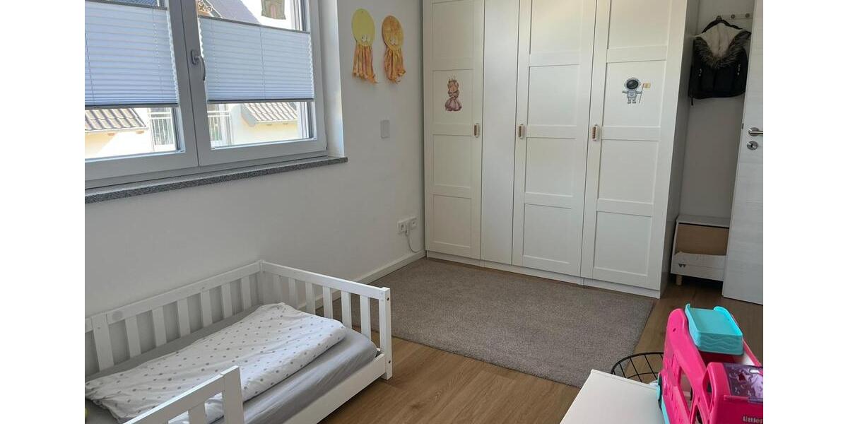 Etagenwohnung Jesenwang - 4.5 Zimmer, 119 m&sup2;, 1.530&euro; | Angebot:26262648