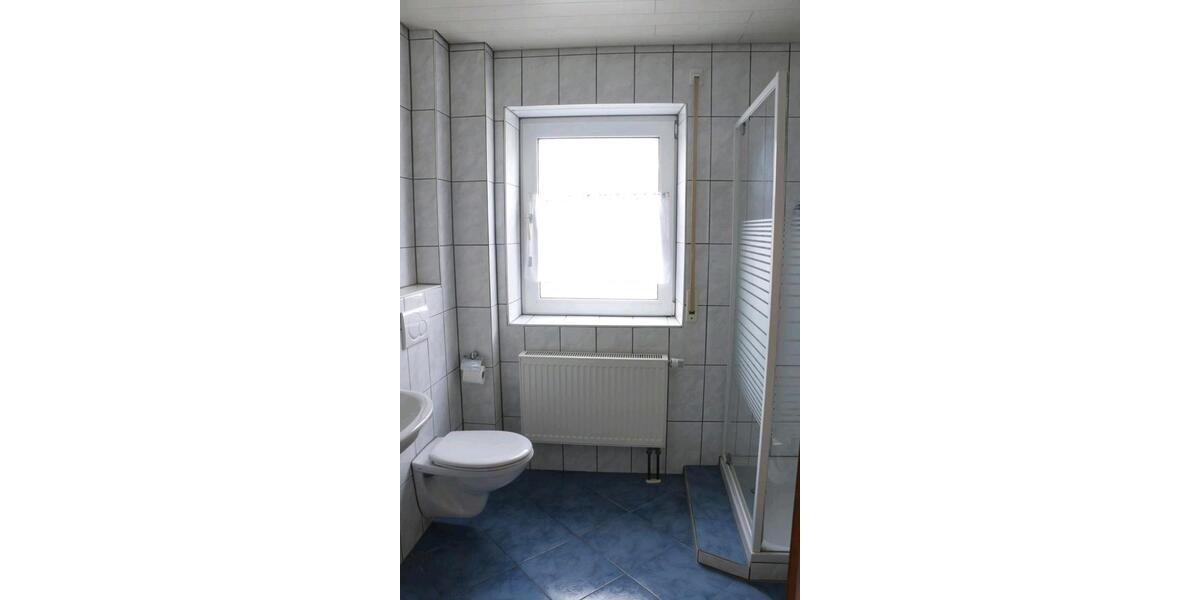 Mehrfamilienhaus, Wohnhaus Fischach - 8 Zimmer, 190 m&sup2;, 399.999&euro; | Angebot:25452735