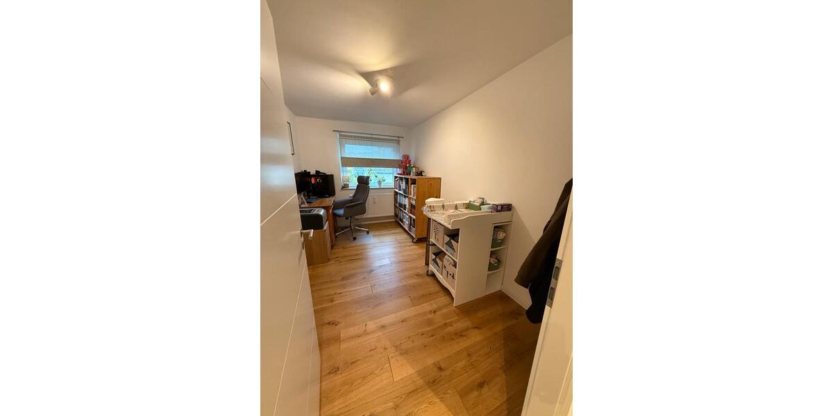 Dachgeschoßwohnung Augsburg Lechhausen - 3 Zimmer, 445.000&euro; | Angebot:23082534