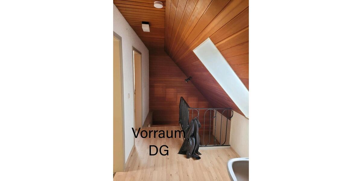 Einfamilienhaus Augsburg Bergheim - 7 Zimmer, 190 m&sup2;, 700.000&euro; | Angebot:26164014