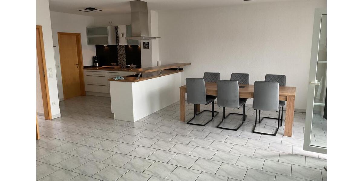 Etagenwohnung Horgau - 3 Zimmer, 100 m&sup2;, 2.300&euro; | Angebot:26314004