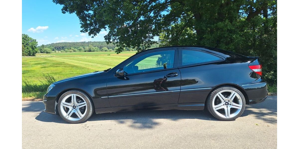 Mercedes-Benz CLC 180 81.676 km 11.850 &euro; SCHILTBERG 86576