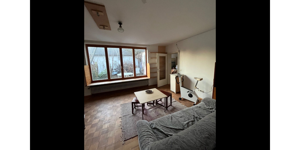 Etagenwohnung Stadtbergen - 1 Zimmer, 130 m&sup2;, 550&euro; | Angebot:25397682