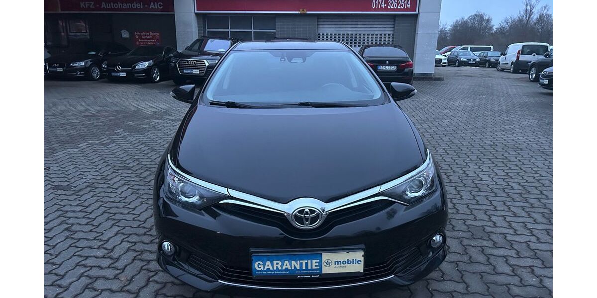 Toyota Auris 84.177 km 11.570 &euro; Aichach 86551