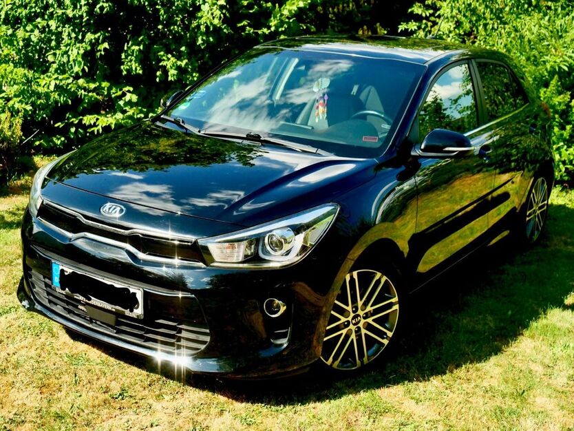 Kia Rio 65.000 km 11.999 € Biberbach 86485