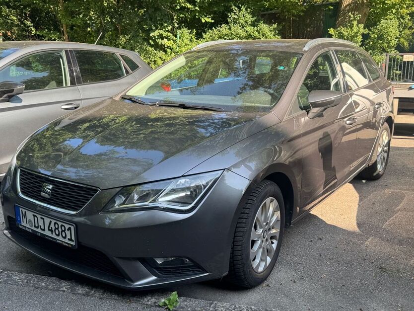 Seat Leon 221.617 km 5.500 € Friedberg 86316