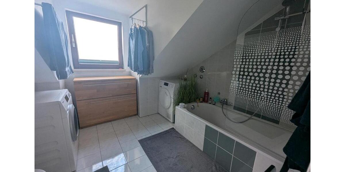 Dachgeschoßwohnung Augsburg Haunstetten-Siebenbrunn - 2 Zimmer, 66 m&sup2;, 271.000&euro; | Angebot:26888071