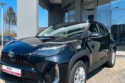 Toyota Yaris Cross 12.700 km 25.899 € Königsbrunn / Augsburg 86343