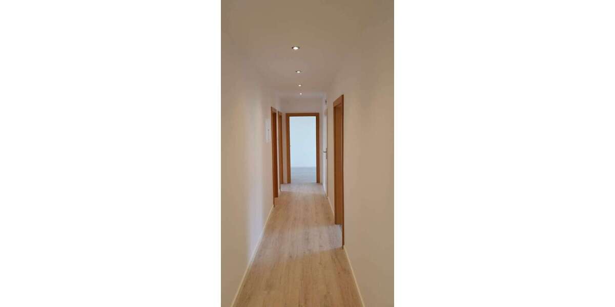Etagenwohnung Augsburg Hochzoll - 4 Zimmer, 80 m&sup2;, 950&euro; | Angebot:26772259