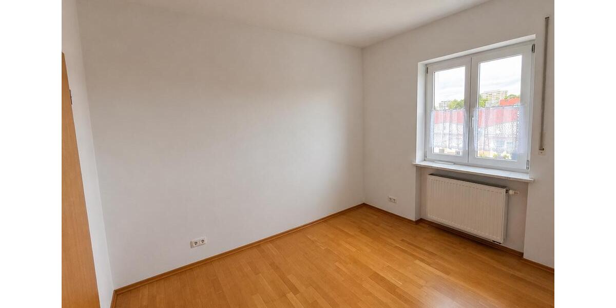 Dachgeschoßwohnung Gersthofen - 2 Zimmer, 48 m&sup2;, 329.000&euro; | Angebot:26845530