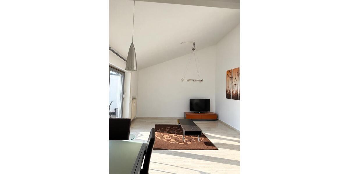 Dachgeschoßwohnung Augsburg Firnhaberau - 1 Zimmer, 65 m&sup2;, 965&euro; | Angebot:27631096