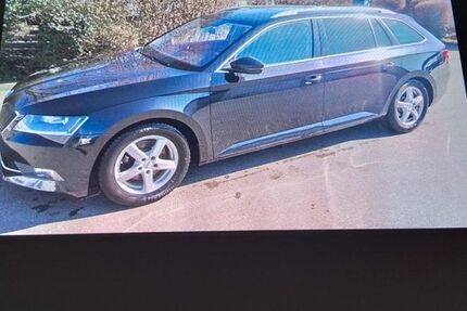 Skoda Superb 195.000 km 17.500 € Augsburg 86153