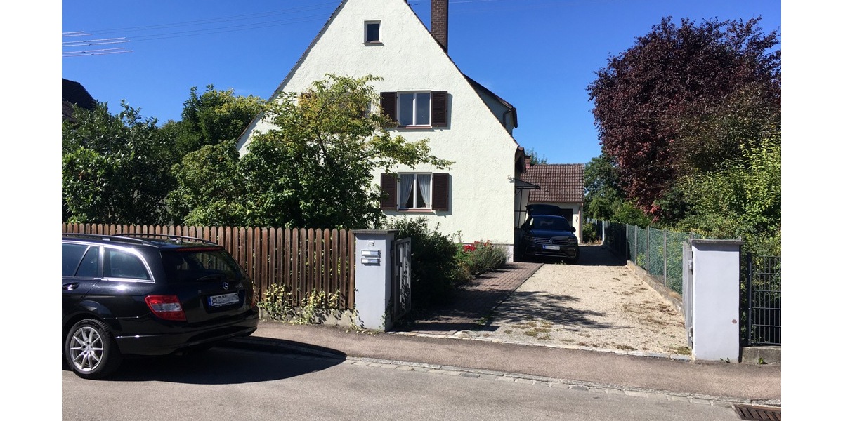 Ausgedehntes Grundstück in Augsburg-Lechhausen mit Altbestand und vielen Optionen - Grundstück Augsburg Lechhausen | Angebot:27362568