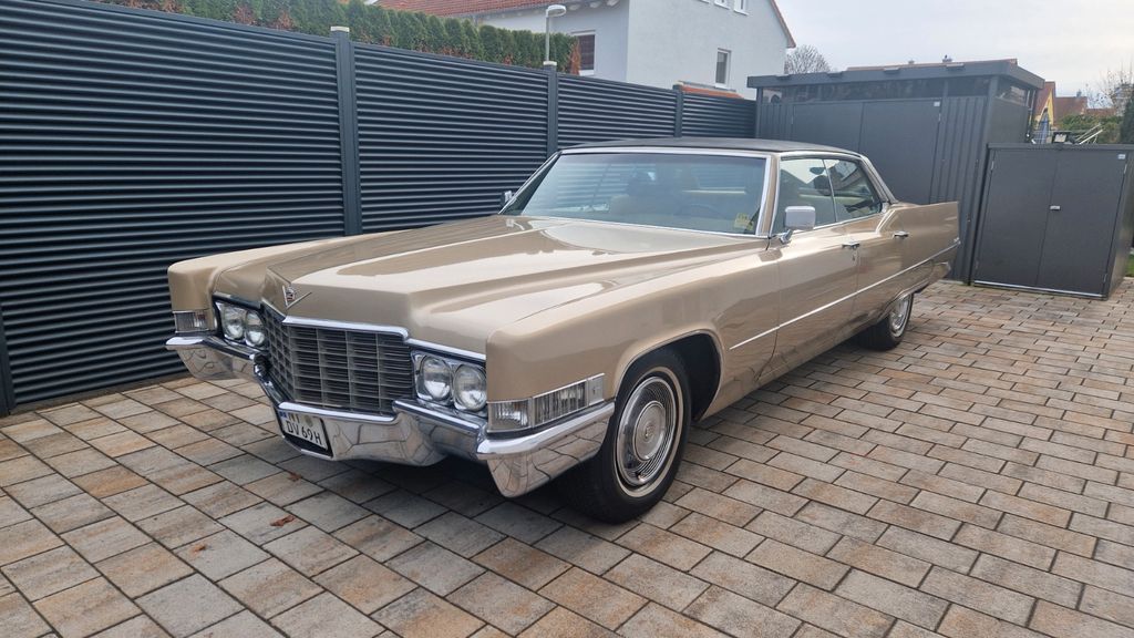 Cadillac Deville 122.000 km 18.900 &euro; Augsburg 86169