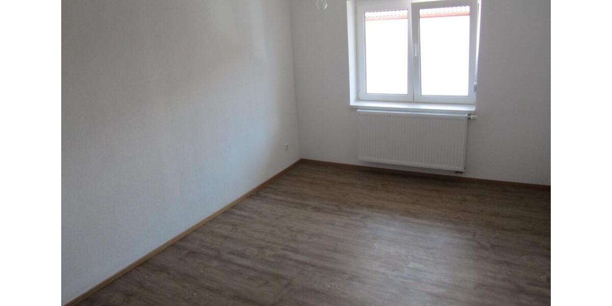 Etagenwohnung Hiltenfingen - 3 Zimmer, 80 m&sup2;, 980&euro; | Angebot:26591682