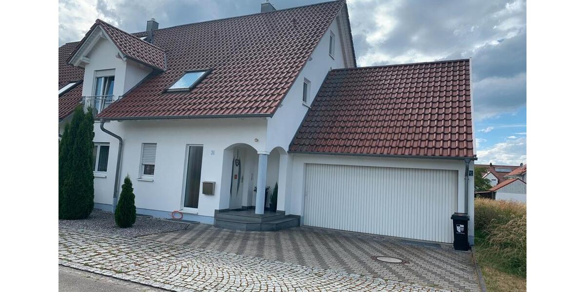 Doppelhaushälfte Wehringen - 6 Zimmer, 165 m&sup2;, 2.100&euro; | Angebot:26634665