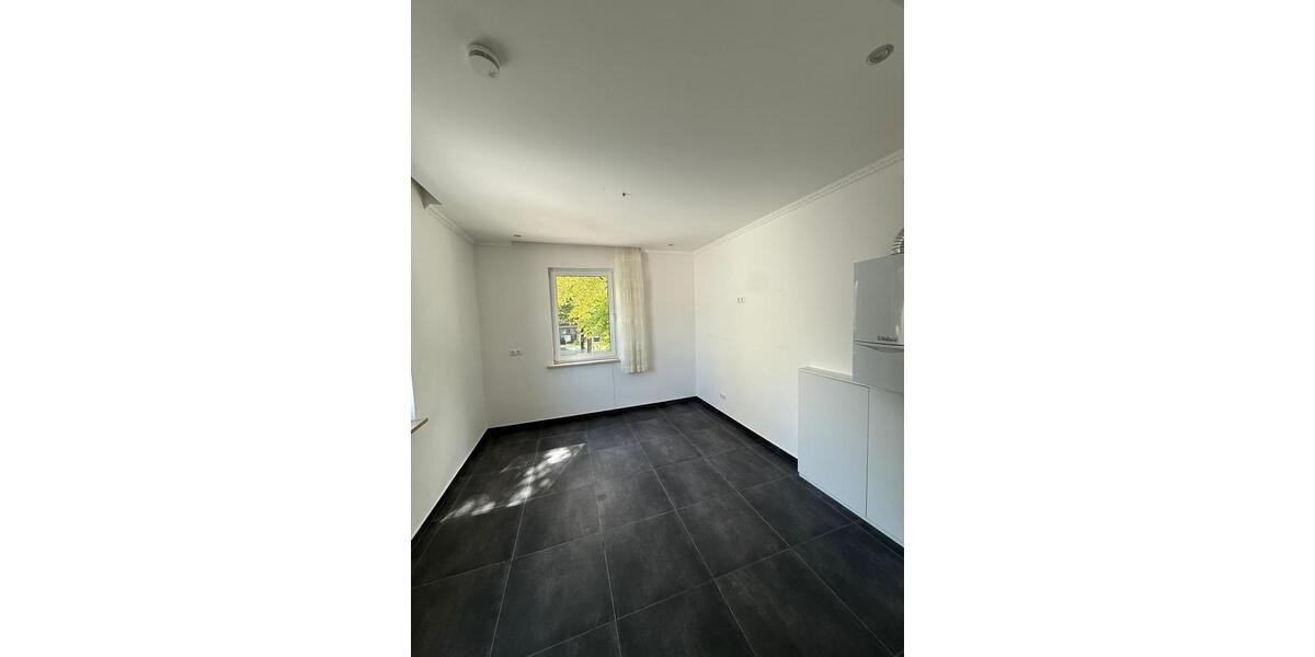 Etagenwohnung Augsburg Bärenkeller - 4 Zimmer, 96 m&sup2;, 1.800&euro; | Angebot:24840835