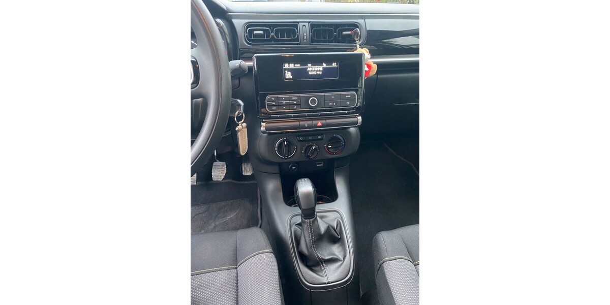 Citroen C3 45.200 km 10.400 € Moorenweis 82272