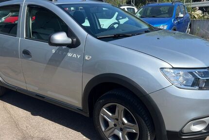 Dacia Sandero 85.000 km 7.480 &euro; Gessertshausen 86459
