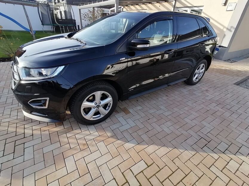 Ford Edge 105.000 km 19.990 € Merching 86504