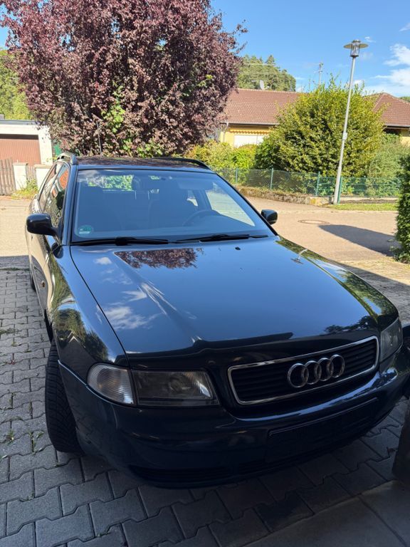 Audi A4 296.338 km 999 € Aichach 86551