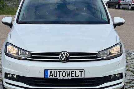 VW Touran 66.255 km 29.999 € freienried 86495