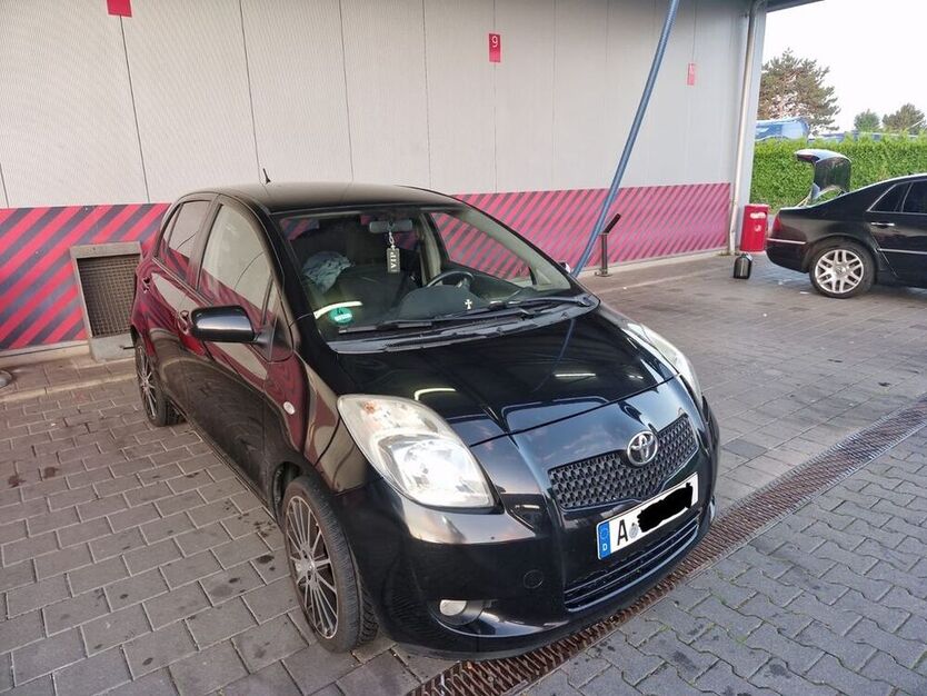 Yaris