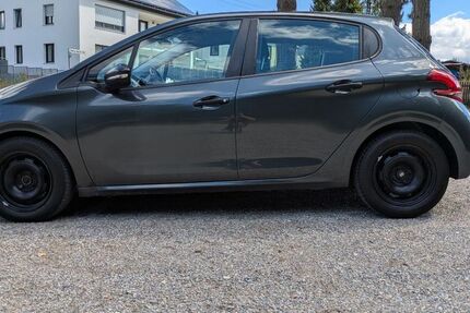Peugeot 208 132.158 km 3.999 &euro; Gablingen 86456