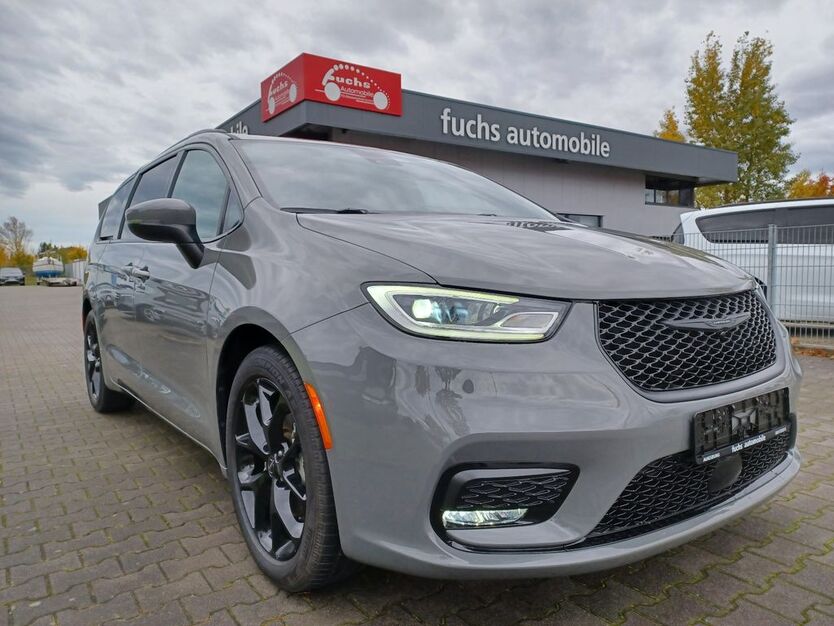 Chrysler Pacifica 39.855 km 44.990 € Augsburg 86165