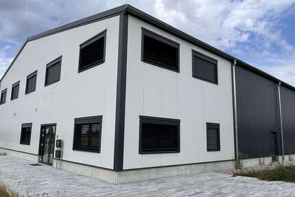 Gewerbeobjekt Thierhaupten / Neukirchen Neukirchen - 1.000&euro; | Angebot:27222001