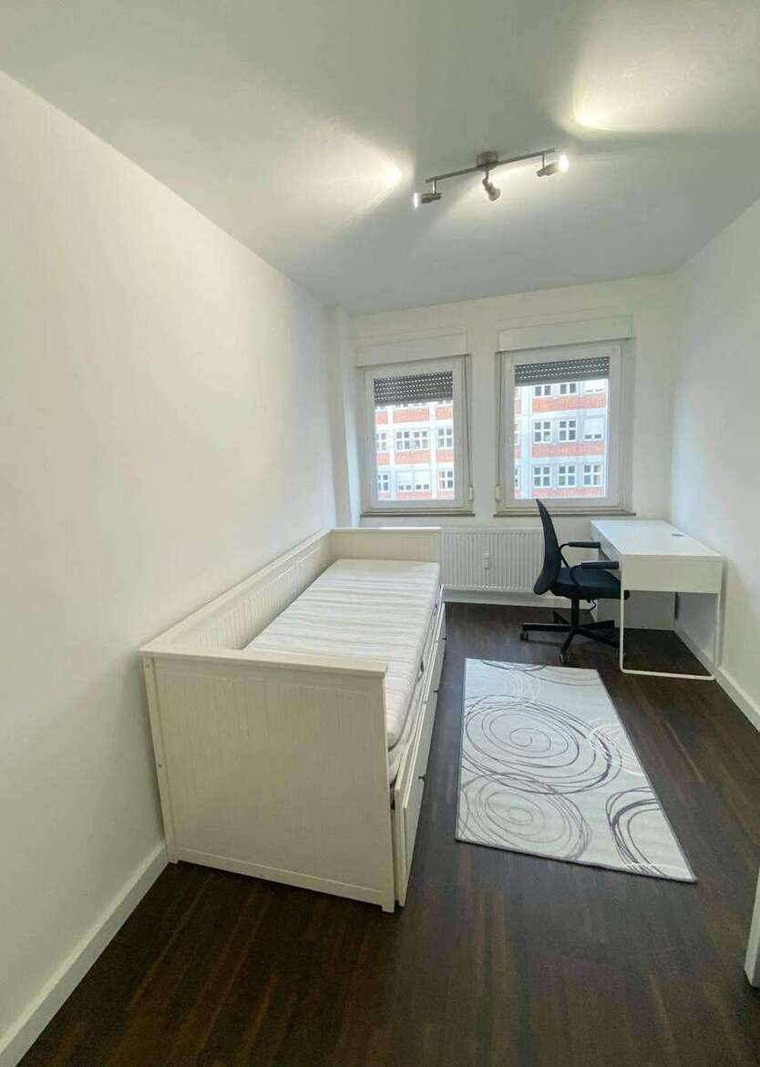 WG-Zimmer in Augsburg 525 € 15 m² zimmer