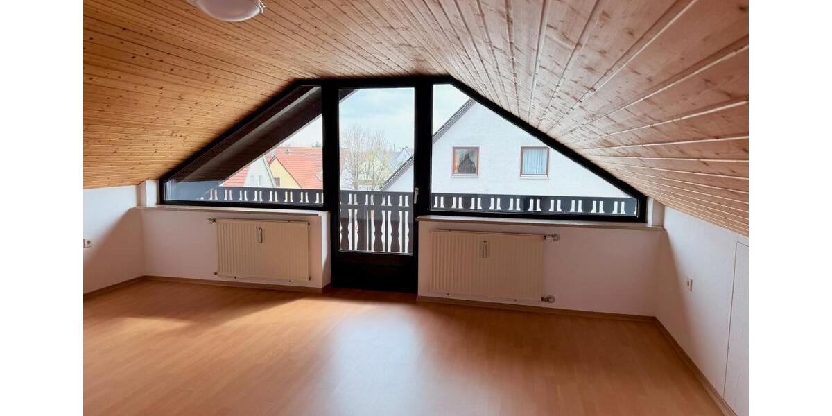 Dachgeschoßwohnung Königsbrunn - 2.5 Zimmer, 55 m&sup2;, 500&euro; | Angebot:26038519