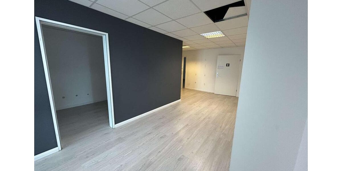 Gewerbeobjekt Neusäß - 2.500&euro; | Angebot:22578867