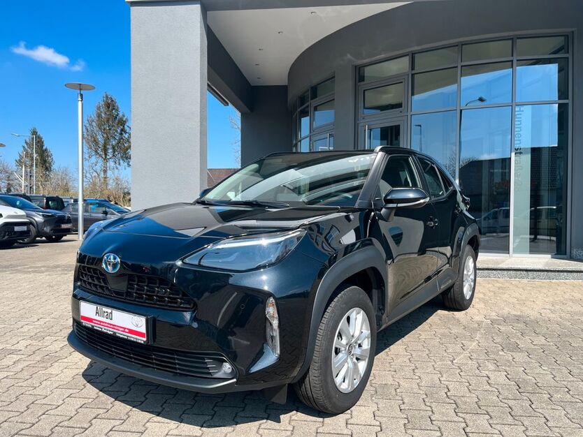 Toyota Yaris Cross 12.700 km 26.499 € Königsbrunn / Augsburg 86343