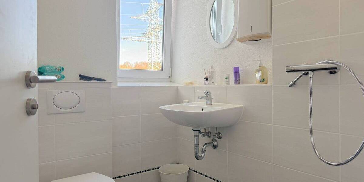 Gelegenheit - Wohnen & Arbeiten unter einem Dach mit großflächiger Lagehalle in Rehling 1 zimmer