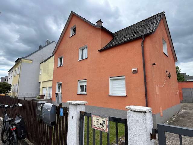 Haus zum Kaufen in Augsburg 749.000 € 225 m²
