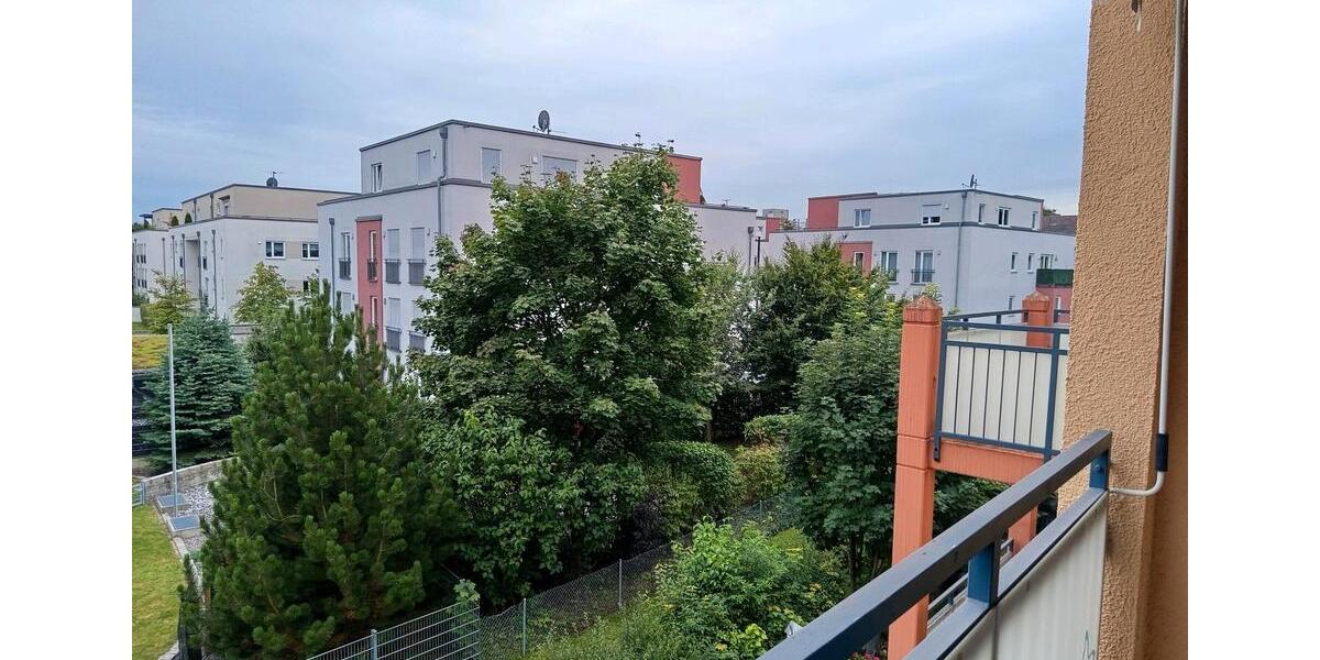 Etagenwohnung Augsburg Pfersee - 2.5 Zimmer, 73 m&sup2;, 1.060&euro; | Angebot:26582321