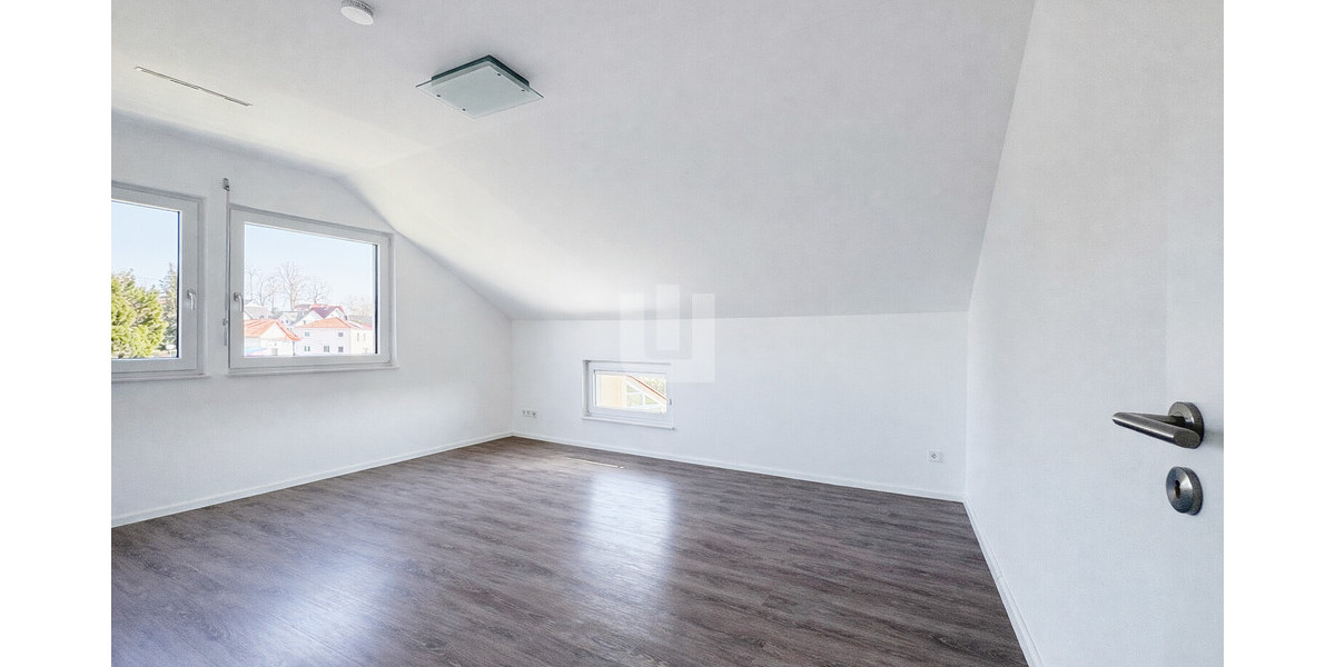 Für den Käufer provisionsfrei! Modernes Einfamilienhaus auf großem Grundstück in ländlicher Idylle - Einfamilienhaus Oberschweinbach | Angebot:26447290