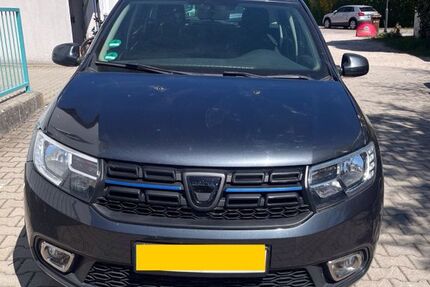 Dacia Logan 137.000 km 5.500 &euro; Aichach 86551