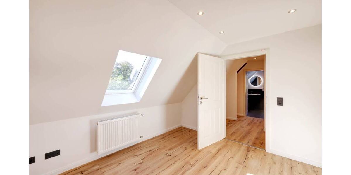 Mehrfamilienhaus, Wohnhaus Augsburg Haunstetten - 9 Zimmer, 232 m&sup2;, 1.249.000&euro; | Angebot:26740187