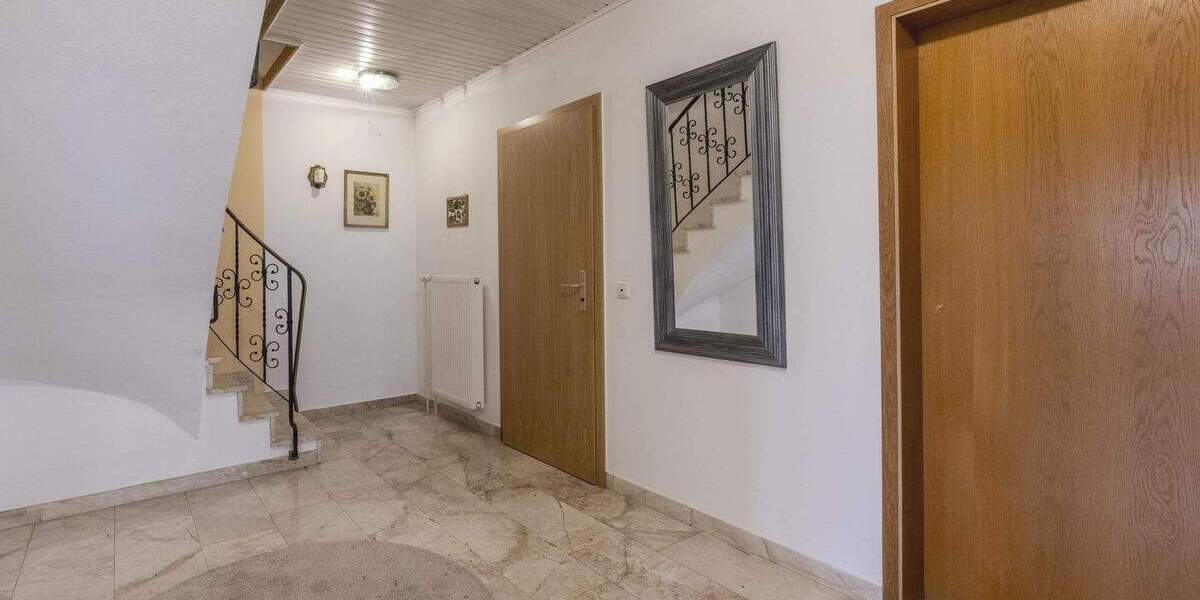 Mehrfamilienhaus, Wohnhaus Altomünster Hohenzell - 9 Zimmer, 290 m&sup2;, 772.000&euro; | Angebot:25686608