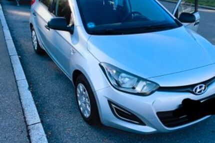 Hyundai i20 144.000 km 3.300 &euro; Augsburg 86167